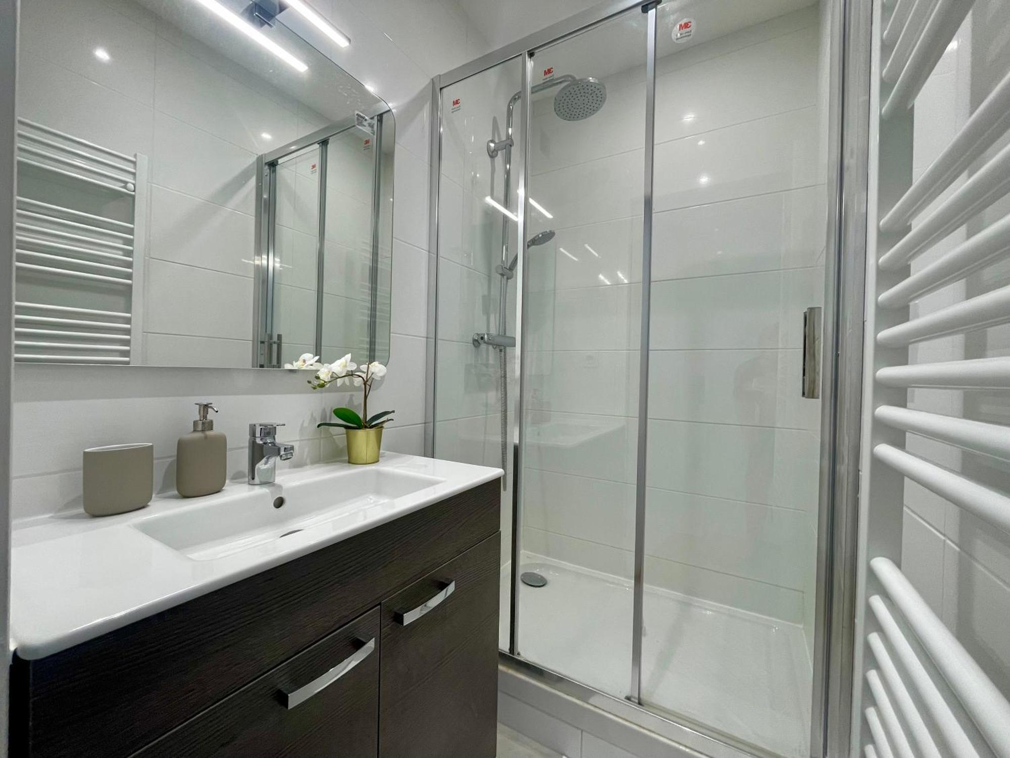 Bngo I Le Spacieux I 3 Chambres, 2 Salles De Bain, Parking Prive Gratuit, 8 Personnes, Vieux Lyon Hypercentre 外观 照片