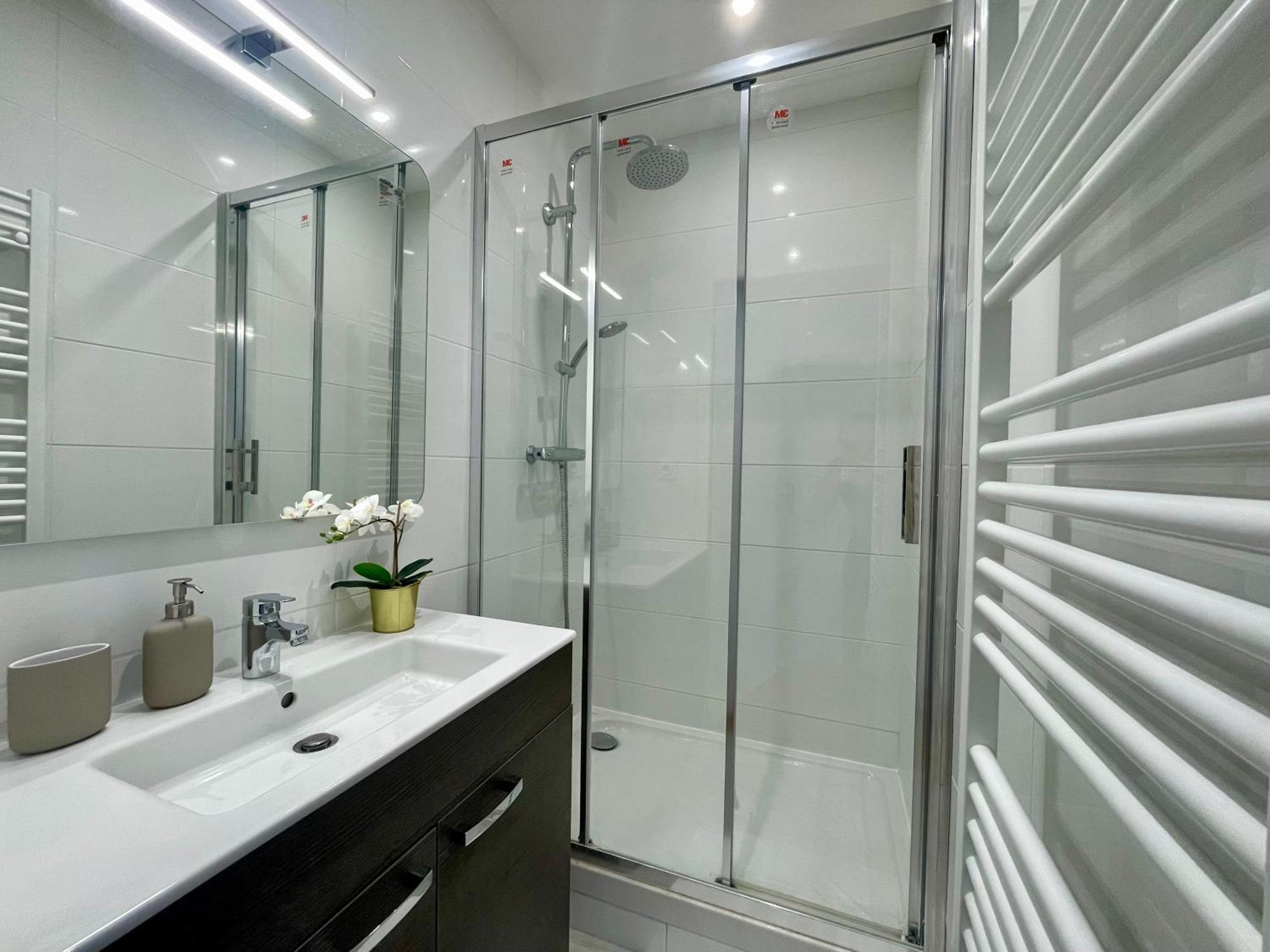 Bngo I Le Spacieux I 3 Chambres, 2 Salles De Bain, Parking Prive Gratuit, 8 Personnes, Vieux Lyon Hypercentre 外观 照片